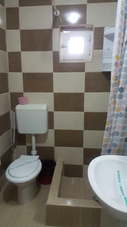 艾福雷诺德 Vila Yza酒店 外观 照片