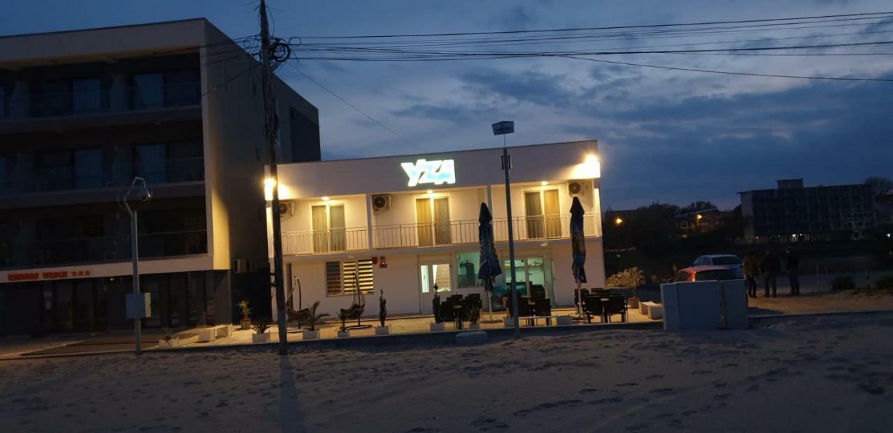 艾福雷诺德 Vila Yza酒店 外观 照片